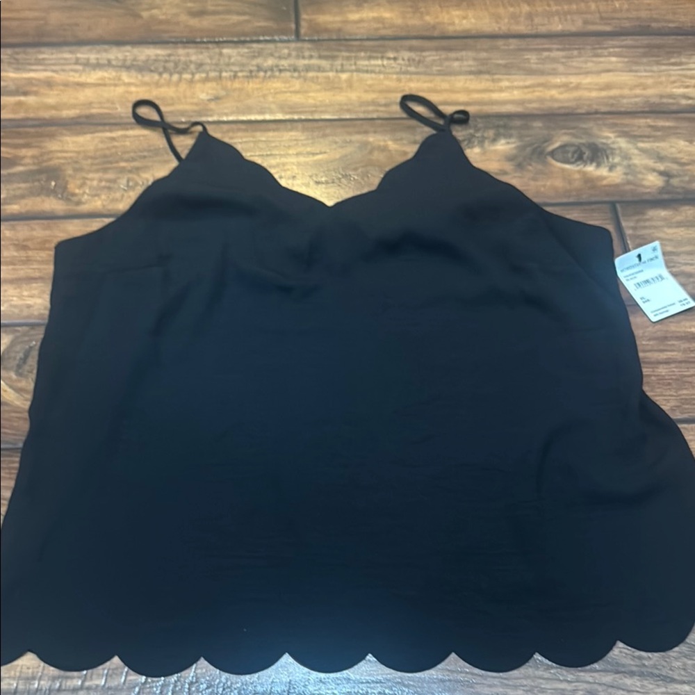 Halogen Black Sleeveless Crop Camisole
